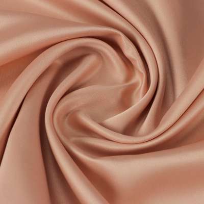 Tissu satin polyester uni nude toucher peau de pèche vendu au coupon