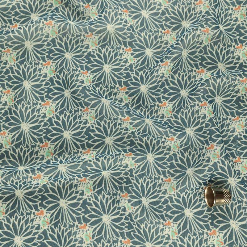 Tissu Crêpe Muse Motif Floral Vendu Au Coupon