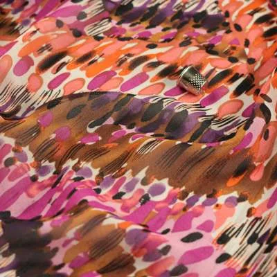 Mousseline imprimé motif multicolores vendu au coupons