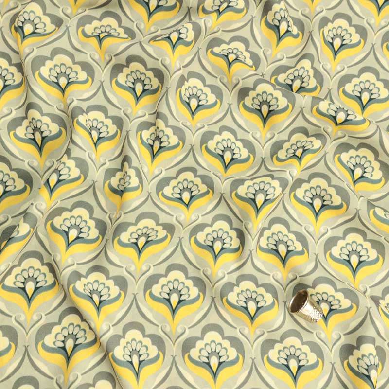 Tissu crêpe jaune motif fleurs vendu au coupon