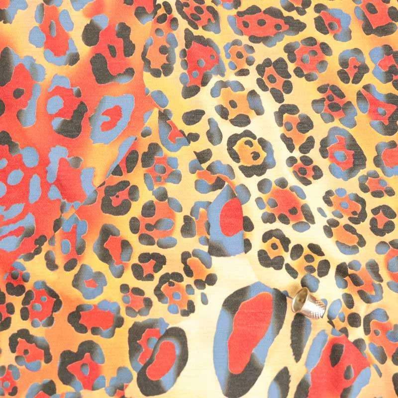 Tissus maille imprimé légère motifs léopard vendu au coupon
