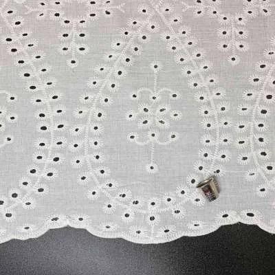 Broderie Anglaise Blanche