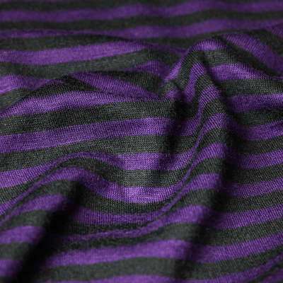 Jersey Viscose Rayures Violet et Noir Vendu Au Coupon