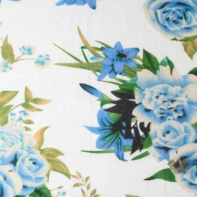 Tissus Viscose motif fleurs bleu