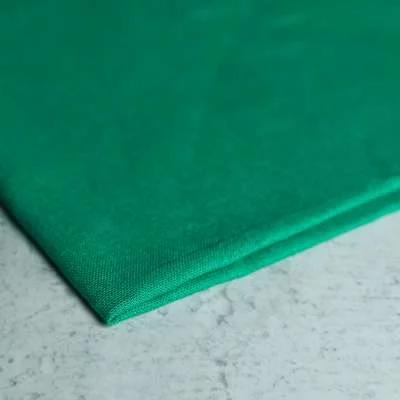 Tissu lin viscose uni-vert vendu au coupon