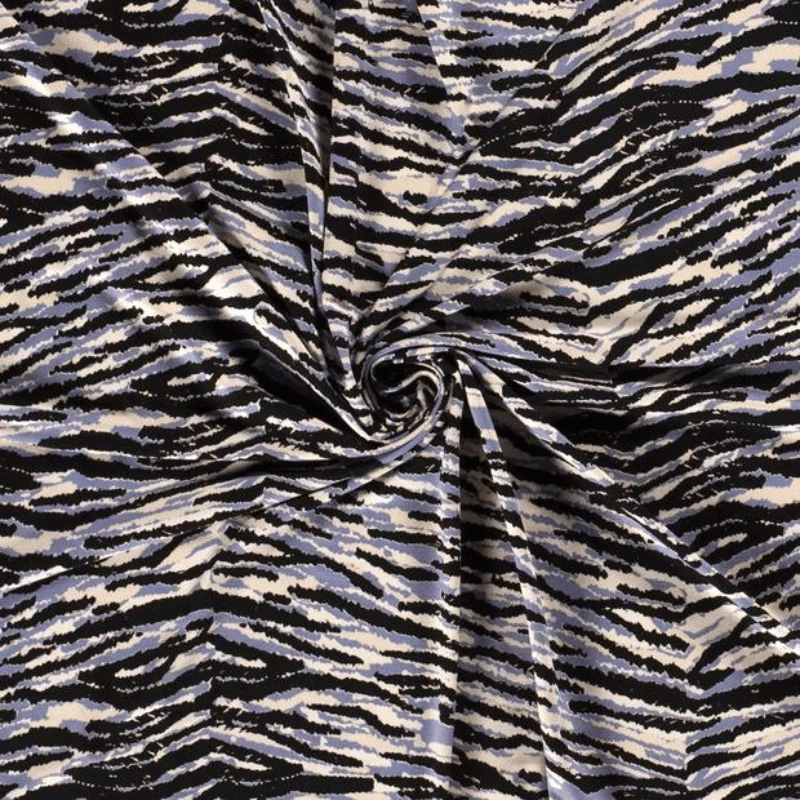 Tissu jersey de viscose indigo imprimé tigré