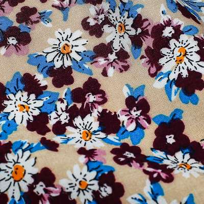 Fibranne viscose beige de haute qualité motif petites fleurs vendu au coupon