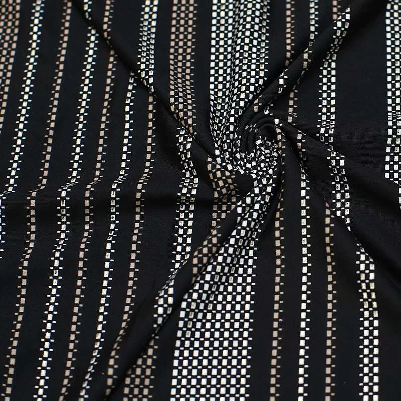 Tissu Venezia Noir Motif Strié au Coupon : Style Sophistiqué