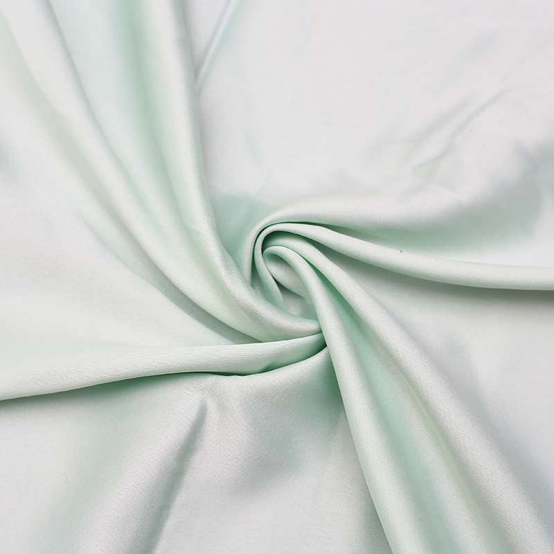 Tissu satin de qualité supérieure - La perfection