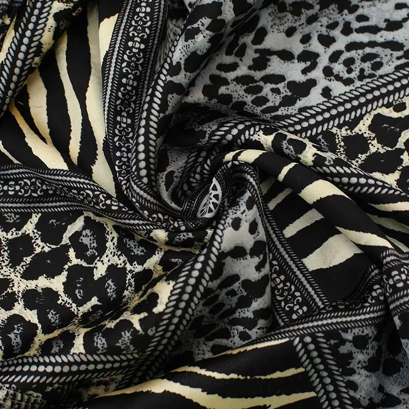 Tissu satin motif léopard et zébré : un design unique