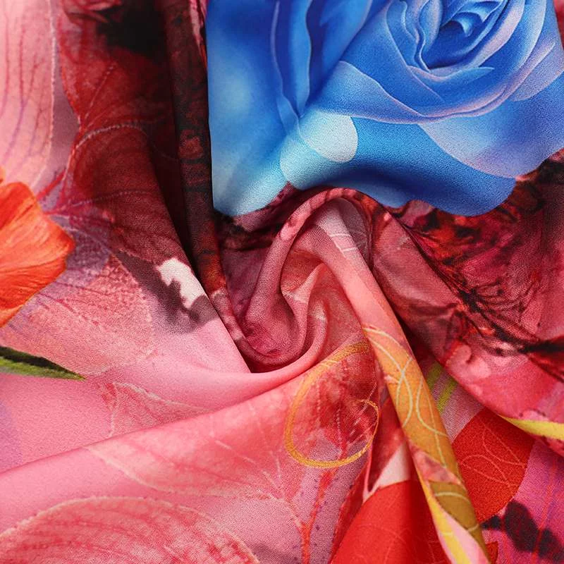 Tissu Crêpe Satin de Luxe Imprimé Floral - Qualité Inégalée