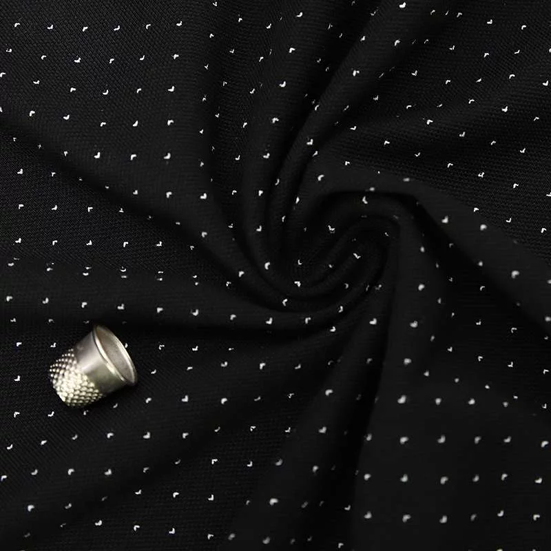 Tissu Piqué de Coton Noir pour Couture - Motif Charmant