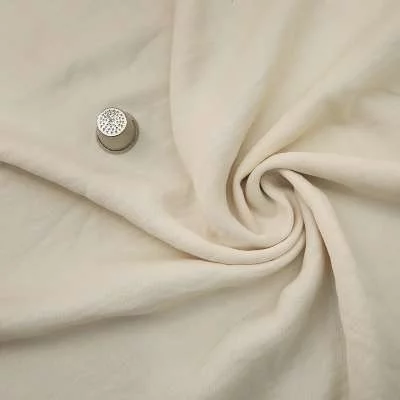 Tissu Microfibre pour Couture Féminine | Qualité Inégalée