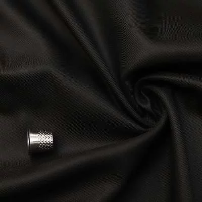 Tissu pour Costume Noir de Qualité Supérieure - Élégance Intemporelle