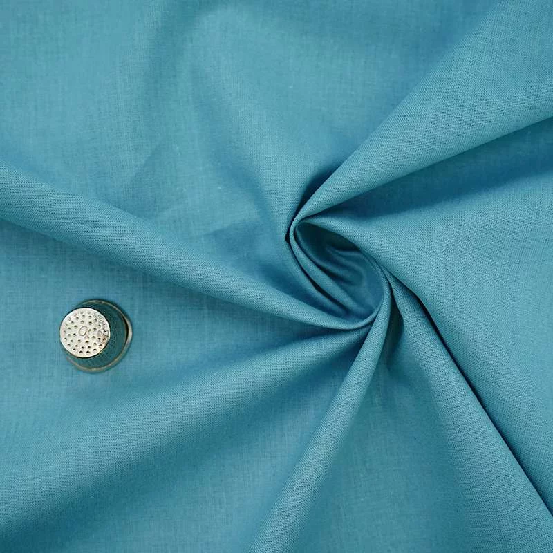 L'Élégance Simplifiée : Tissu Popeline de Coton Uni Premium