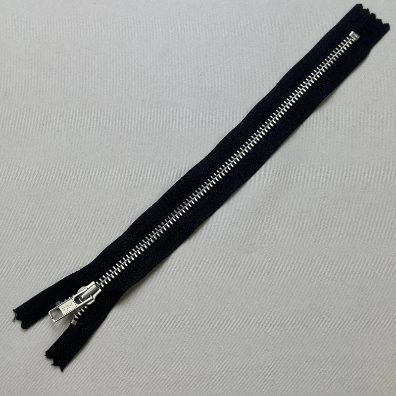 Fermeture Éclair Noir Métal Non Séparable - 25 cm: Accessoire