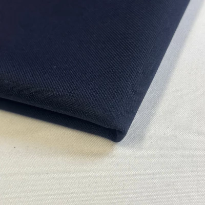 Laine polyester haut de gamme pour tailleurs