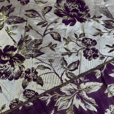 Tissu brocart haute qualité avec motifs floraux
