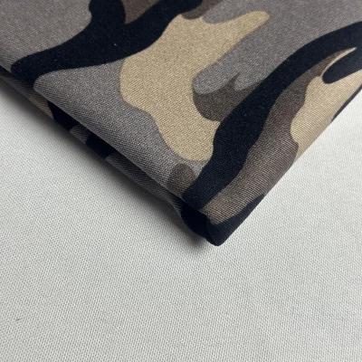 Créez avec style : Notre gabardine de camouflage