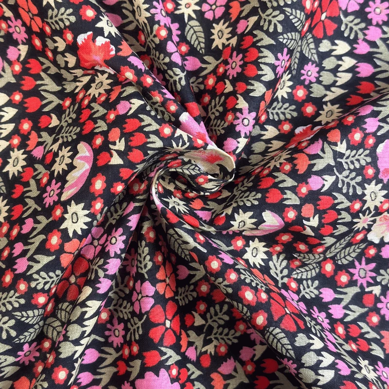 Tissu coton imprimé : motifs fleurs