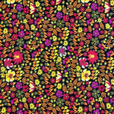 Tissu coton imprimé avec motifs floraux colorés
