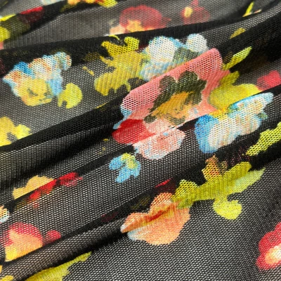 Tissu résille avec motif floral - Détails raffinés