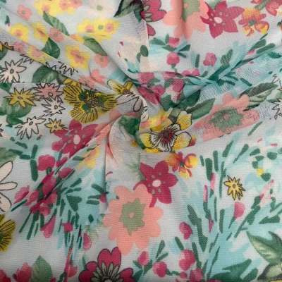 Tissu résille avec motif floral - Créativité infinie