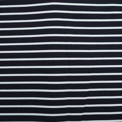 Tissu jersey rayé parfait pour confection de T-shirts.