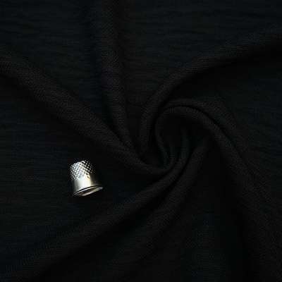 Tissu lin idéal pour la confection de shorts confortables et stylés.