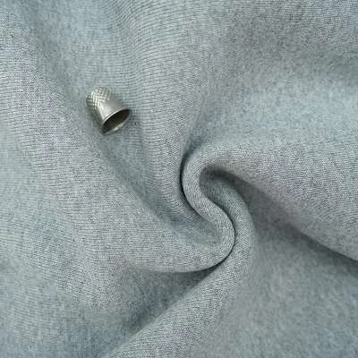 Tissu sweat molleton gris: votre allié pour des créations douillettes