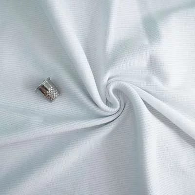 Tissu Bord-Côte Peut Améliorer la Qualité de vos Vêtements