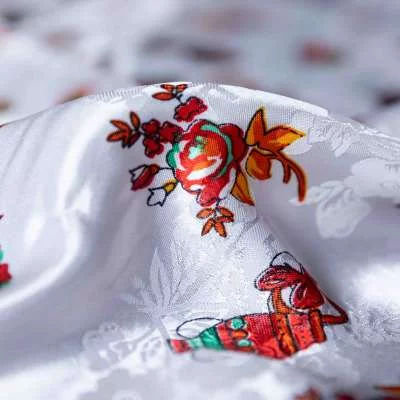 Satin de haute qualité pour robe kabyle en vente