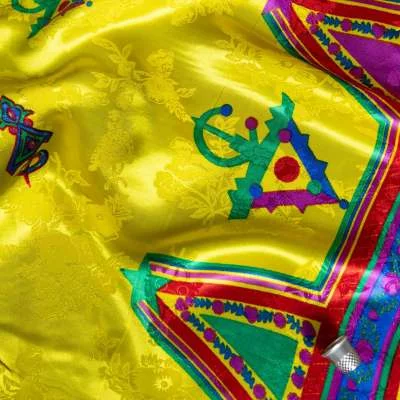 Satin de Première Qualité pour Robes Kabyles – Vente au coupon