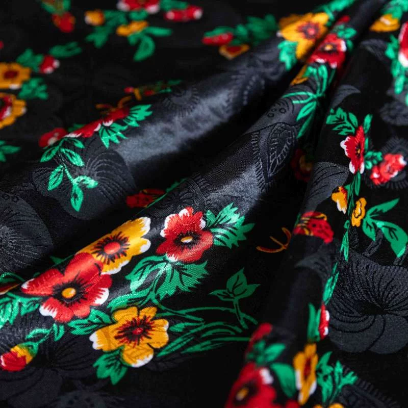 Satin Premium : Le Secret des Robes Kabyles Élégantes et Authentiques