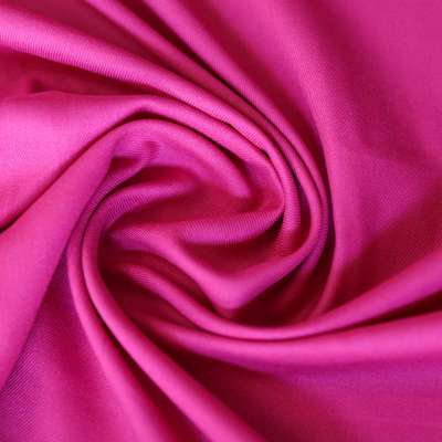 Tissu viscose pashmina idéal pour pantalons chic