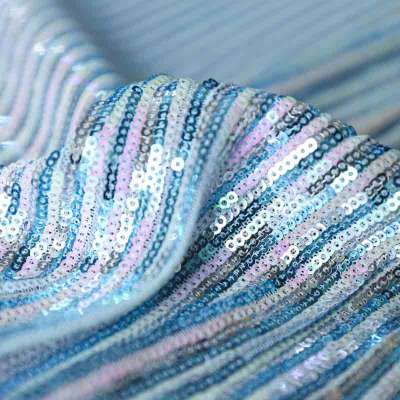 Tissu en tulle de sequins scintillant argenté