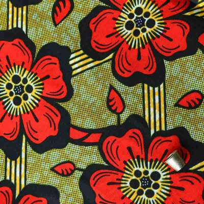 Tissu Wax Africain traditionnel avec fleurs rouges