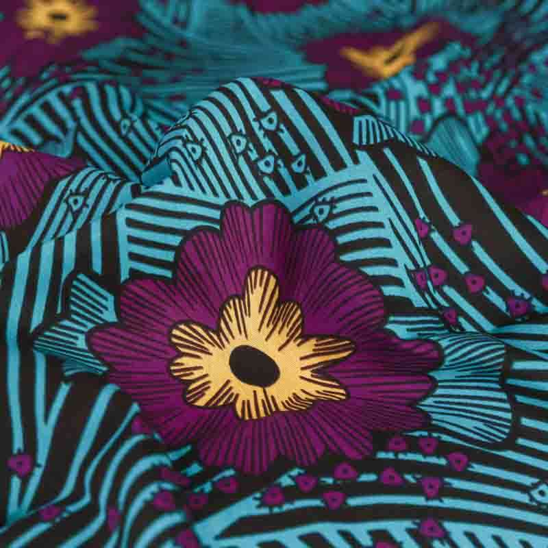 Tissu Wax Africain violet et bleu avec motifs floraux