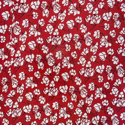 Tissu en viscose rouge à motifs floraux pour des robes et jupes élégantes