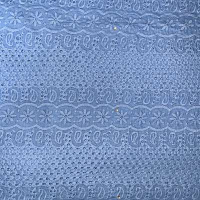 Broderie Anglaise bleu pour accessoires et éléments déco frais