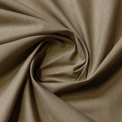 Tissu beige foncé parfait pour des robes modernes et raffinées